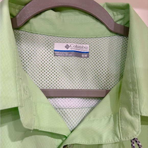 Columbia Men's Casual Green and Navy Button Down Shirts-2 Shirts - Picture 3 of 9